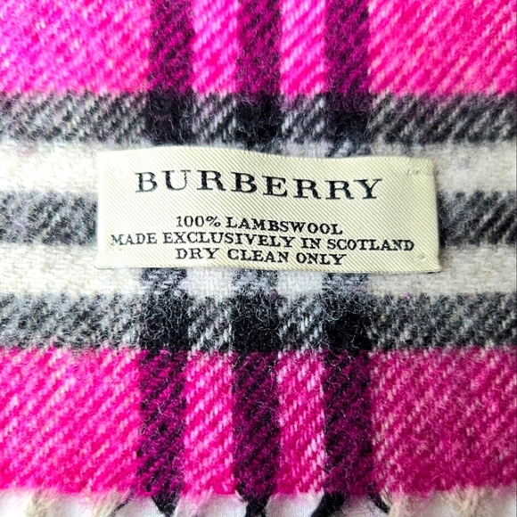 Authentic Burberry nova check scarf. Pink. - Picture 2 of 8